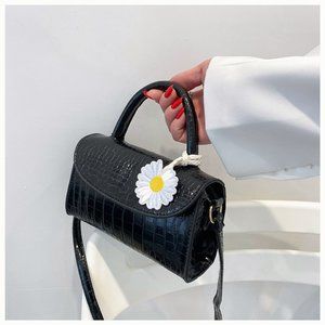Crocodile retro armpit bag, ins chain, cross-body bag, Crescent bag, single shou